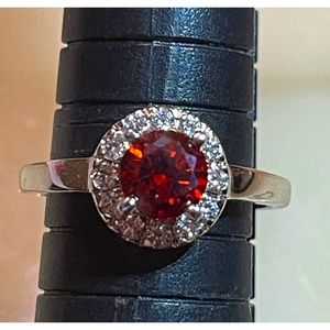 🎈Beautiful 925 Sterling Silver Sun Garnet Round Halo Cut with Shining CZs!